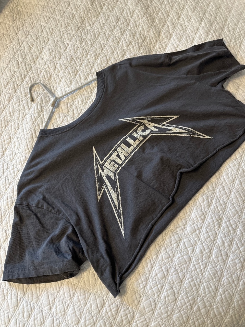 ✨ 3 for $30 ✨ Metallica Top